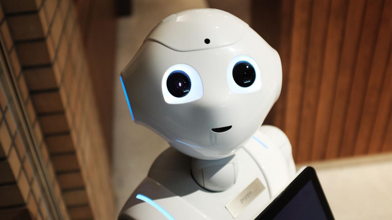 ¿Puede Chat GPT servir como agente virtual de una empresa?